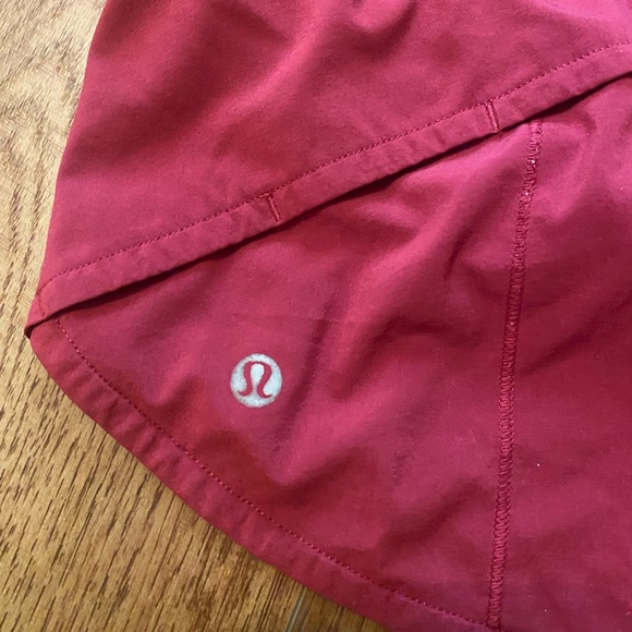 Lululemon Speed Up Low-Rise Lined Short 2.5" - Picture 3 of 4
